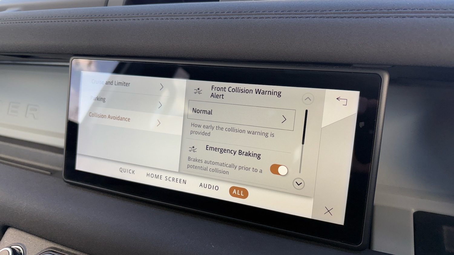 Used Land Rover Defender 2021 for sale - 76737933: Photo 62