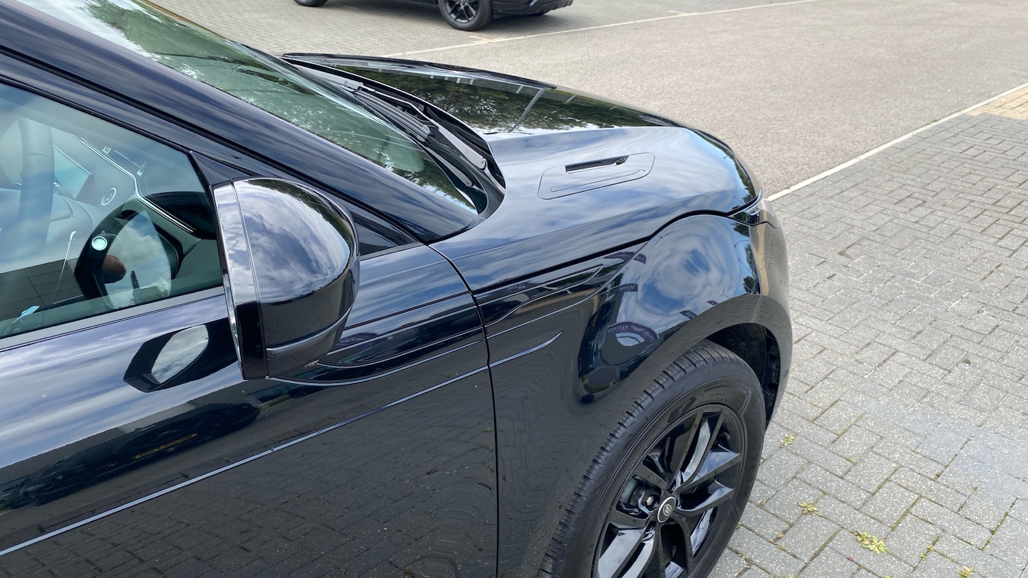 Used Land Rover Range Rover Evoque 2025 for sale - 76763082: Photo 27