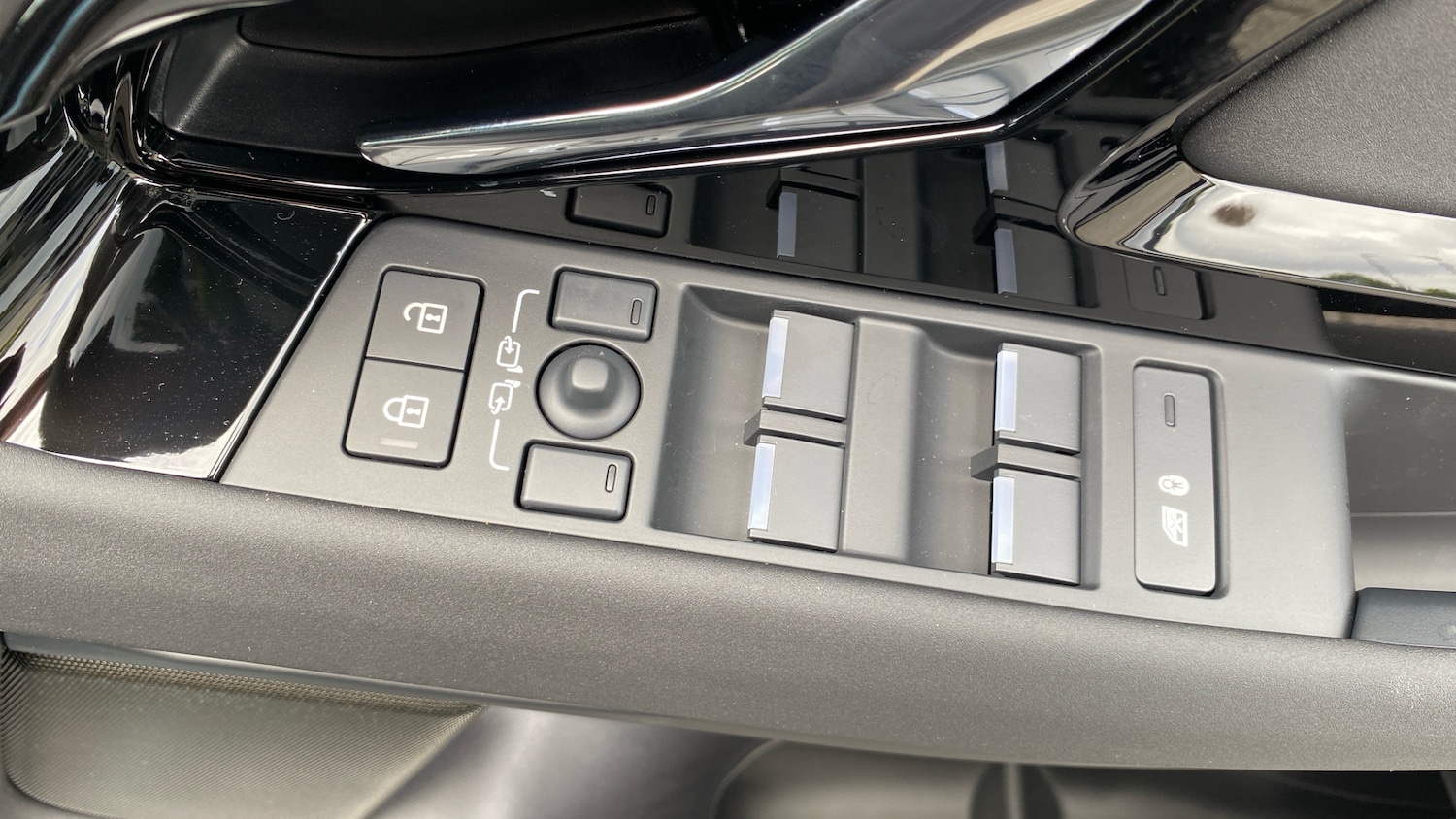 Used Land Rover Range Rover Evoque 2025 for sale - 76763082: Photo 36