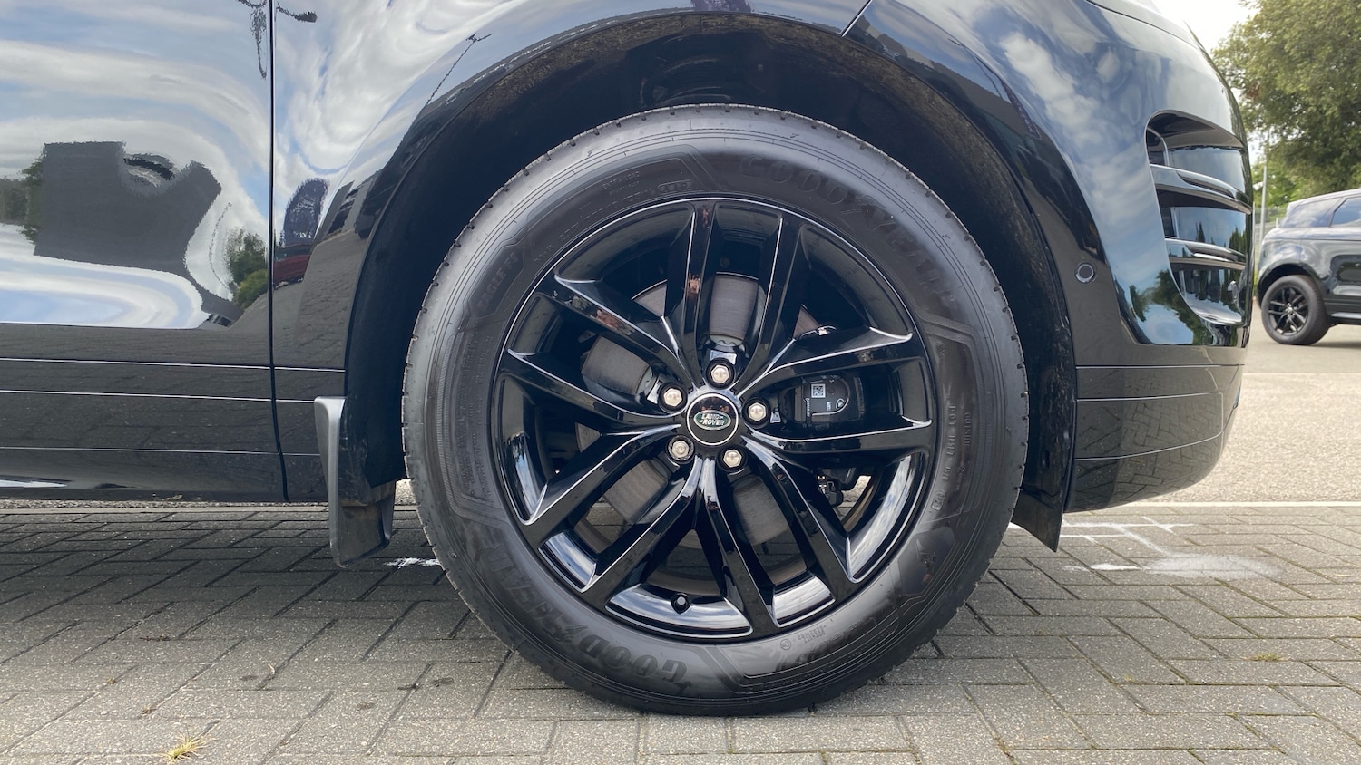 Used Land Rover Range Rover Evoque 2025 for sale - 76763082: Photo 8