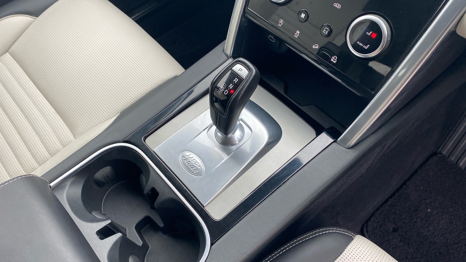 Used Land Rover Discovery Sport 2021 for sale - 77639132: Photo 13