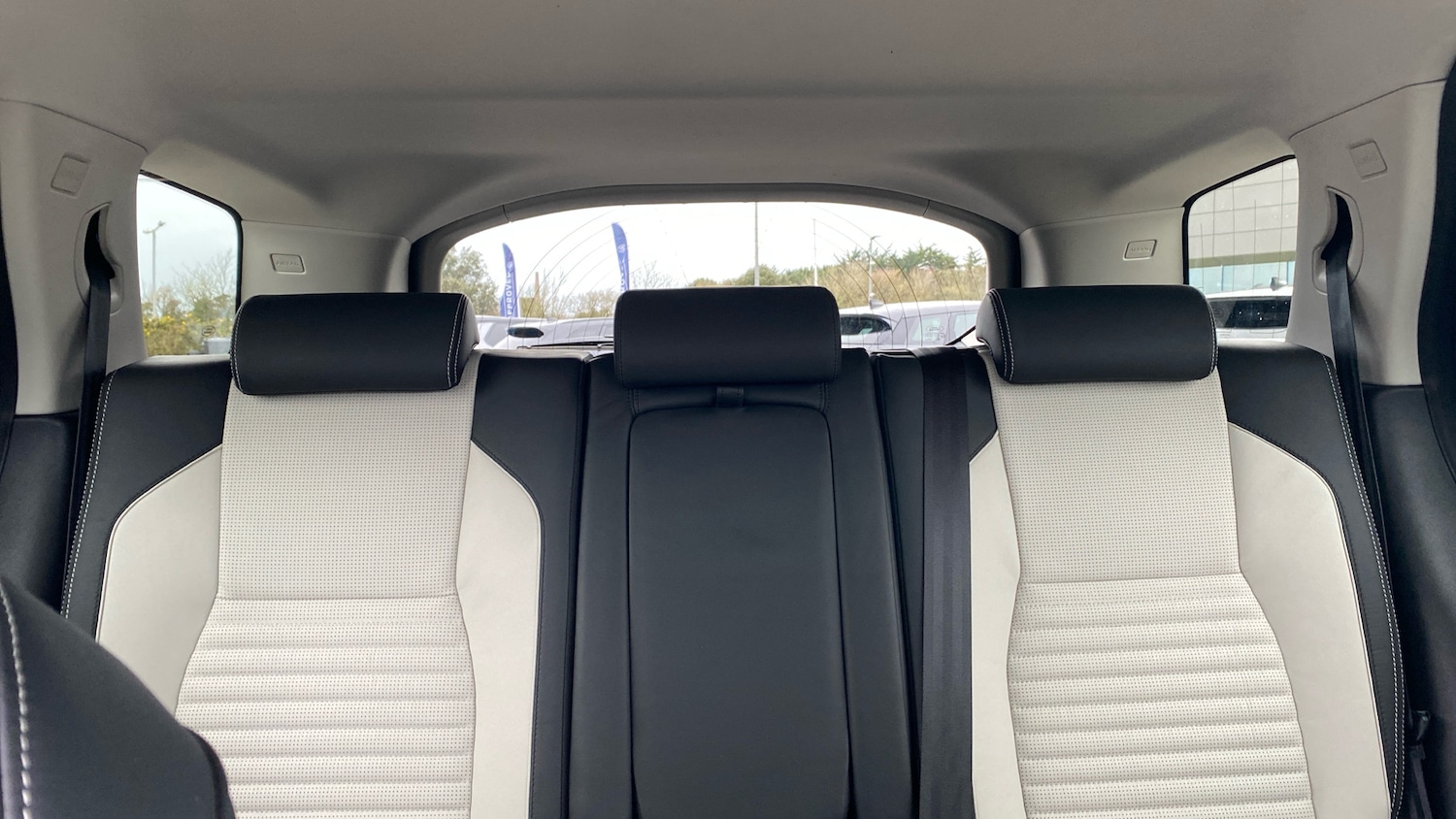 Used Land Rover Discovery Sport 2021 for sale - 77639132: Photo 55