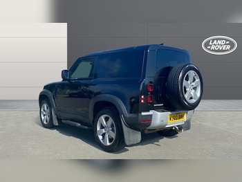 Used Land Rover Defender 2022 for sale - 79504230: Photo