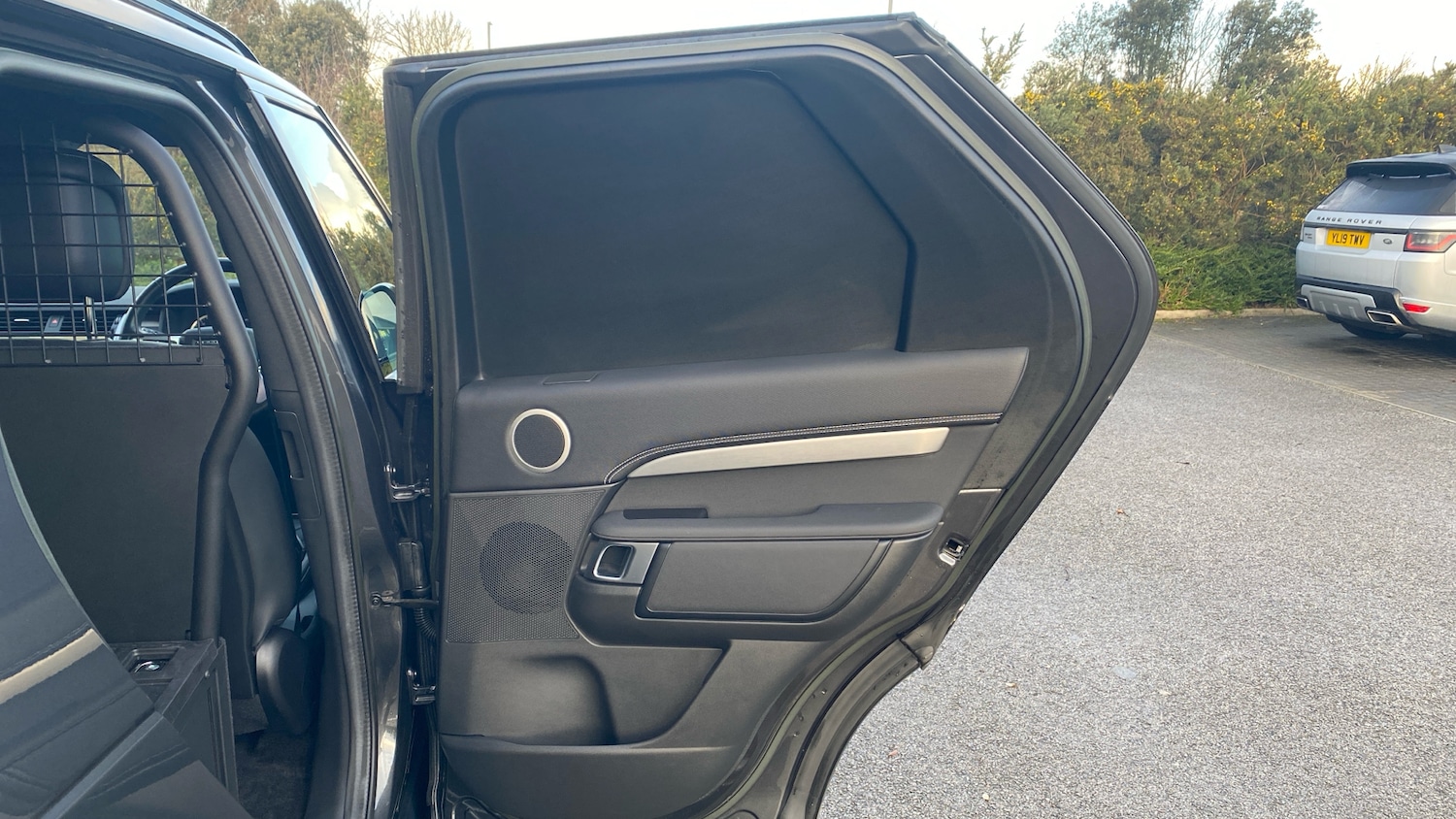 Used Land Rover Discovery 2023 for sale - 76835362: Photo 37