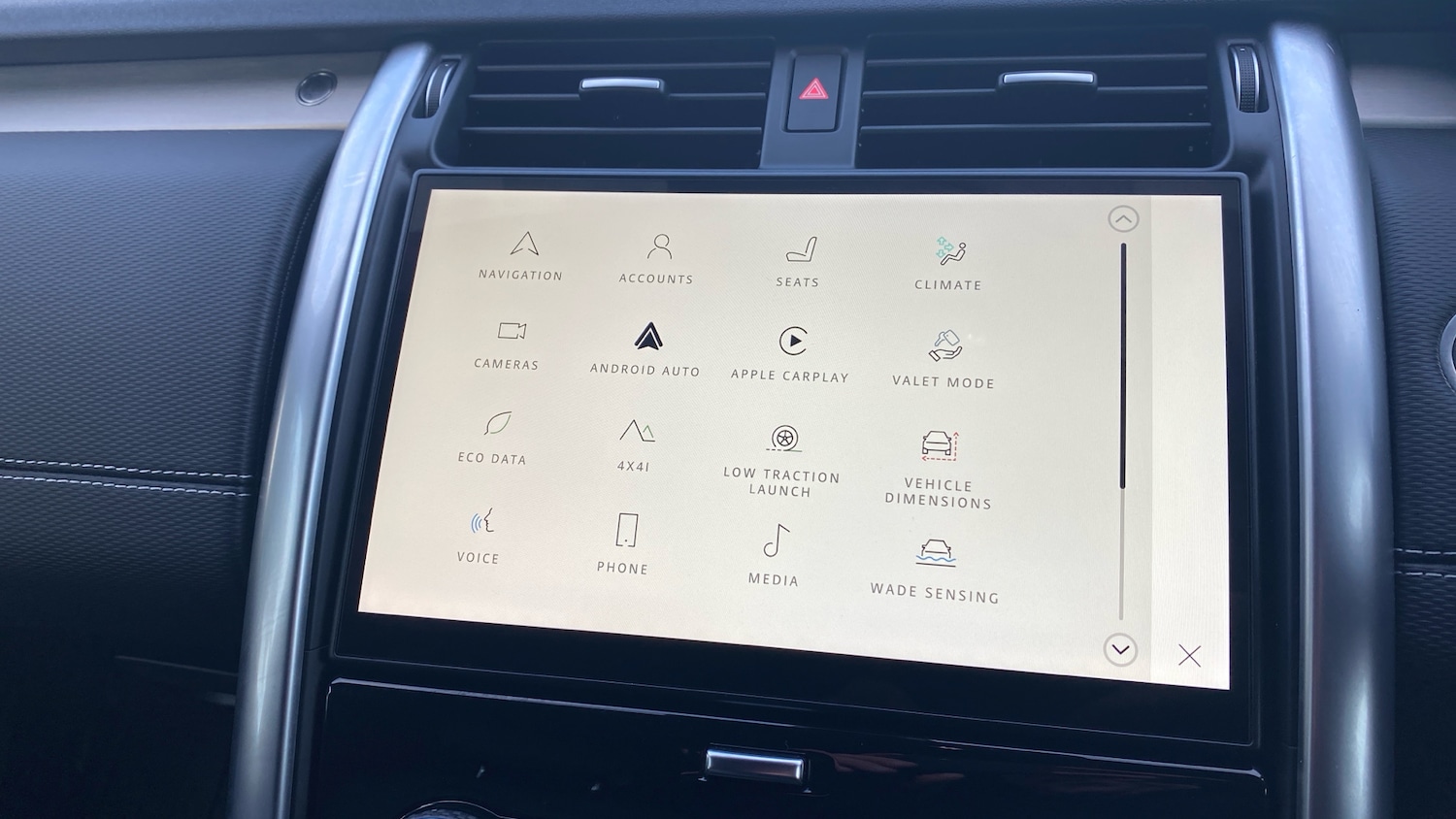 Used Land Rover Discovery 2023 for sale - 76835362: Photo 50