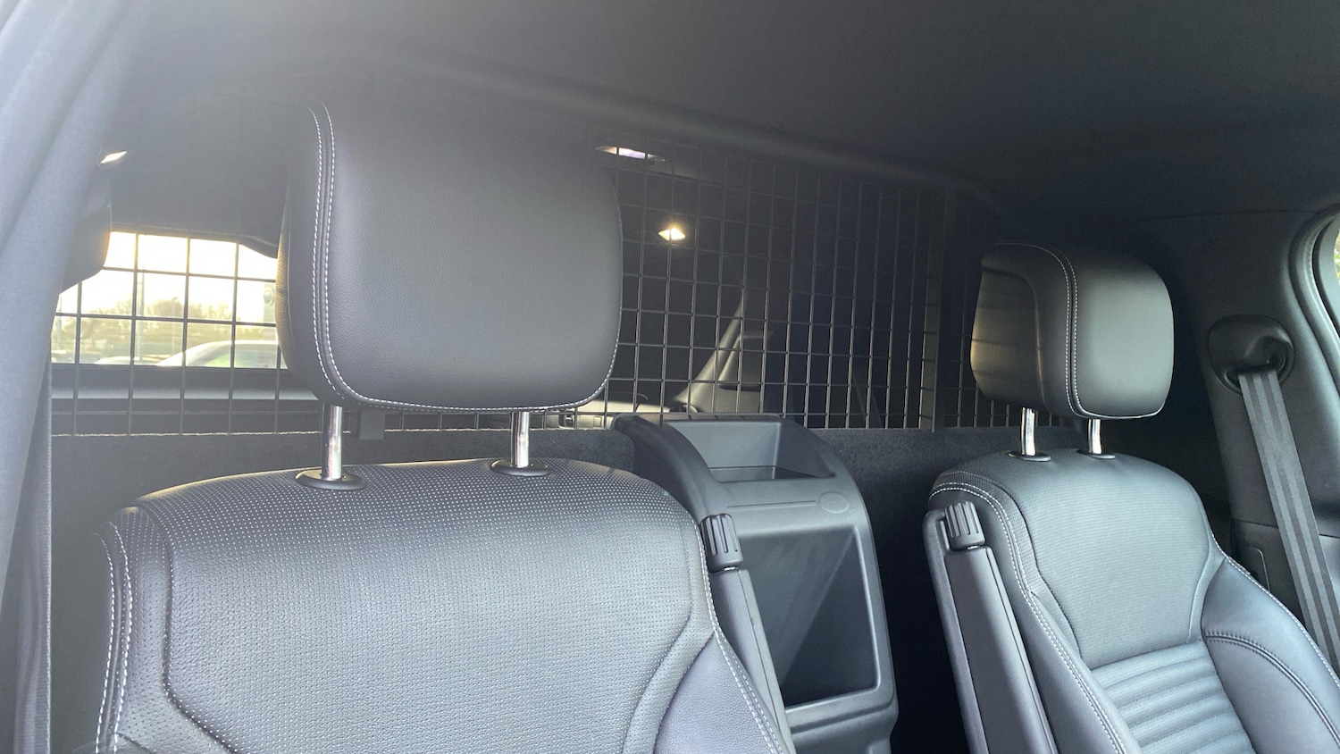 Used Land Rover Discovery 2023 for sale - 76835362: Photo 9