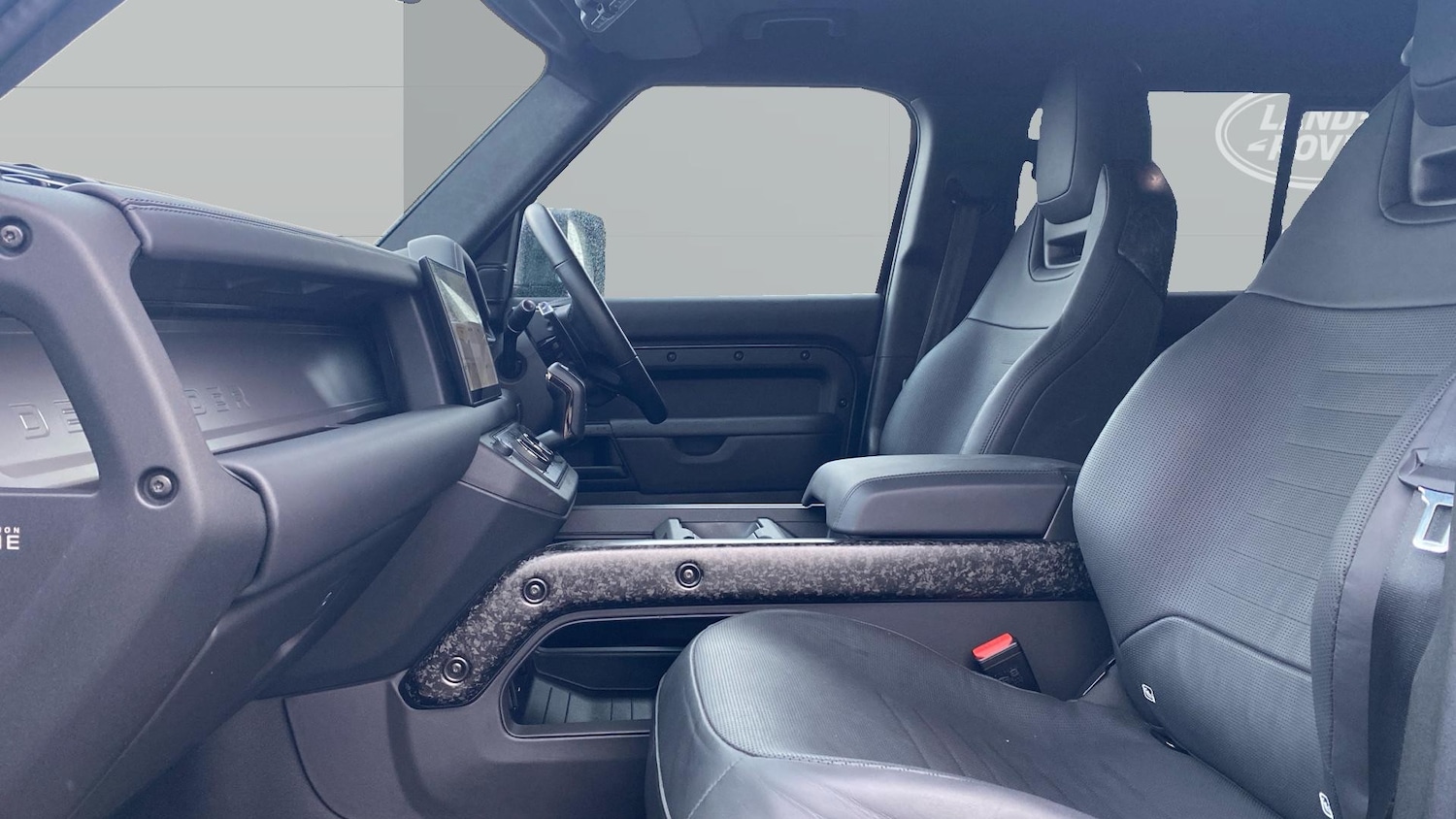 Used Land Rover Defender 2025 for sale - 77434538: Photo 3