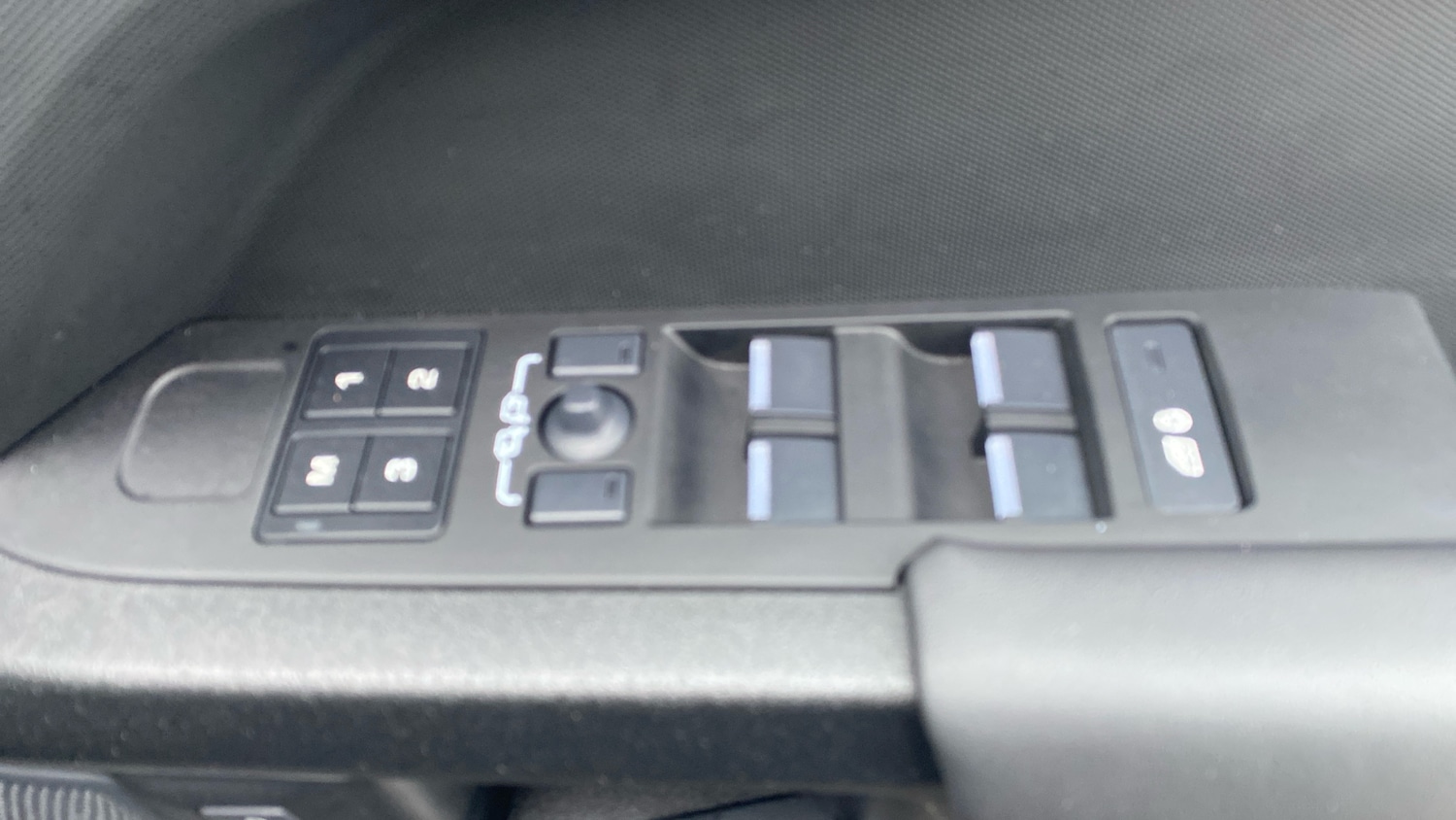 Used Land Rover Defender 2025 for sale - 77434538: Photo 53