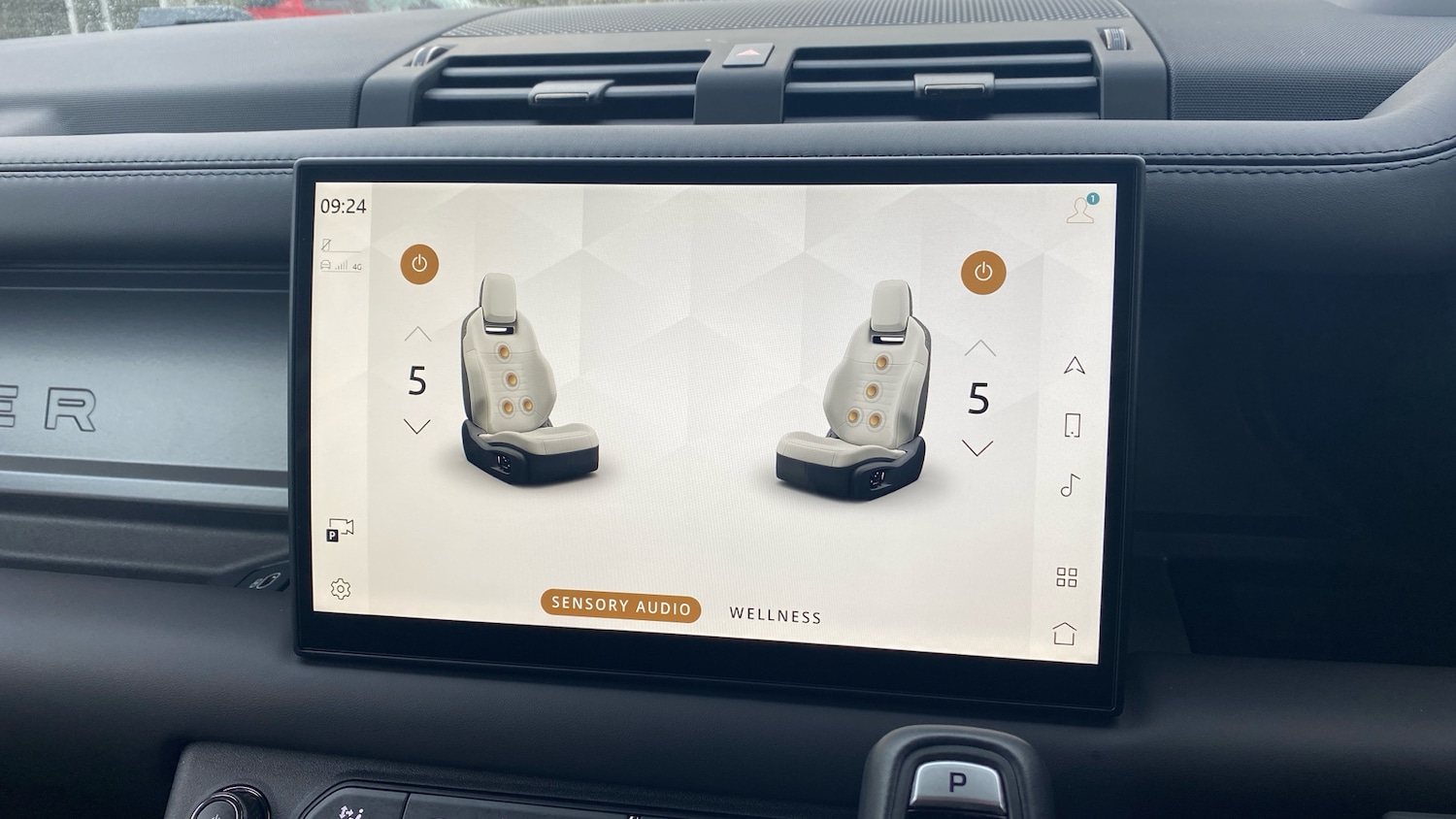 Used Land Rover Defender 2025 for sale - 77434538: Photo 74