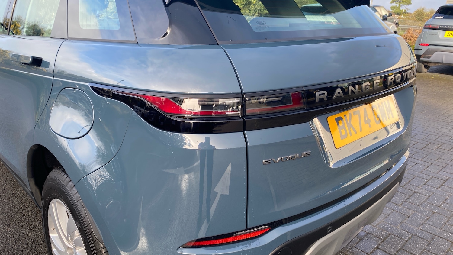 Used Land Rover Range Rover Evoque 2024 for sale - 77446108: Photo 19