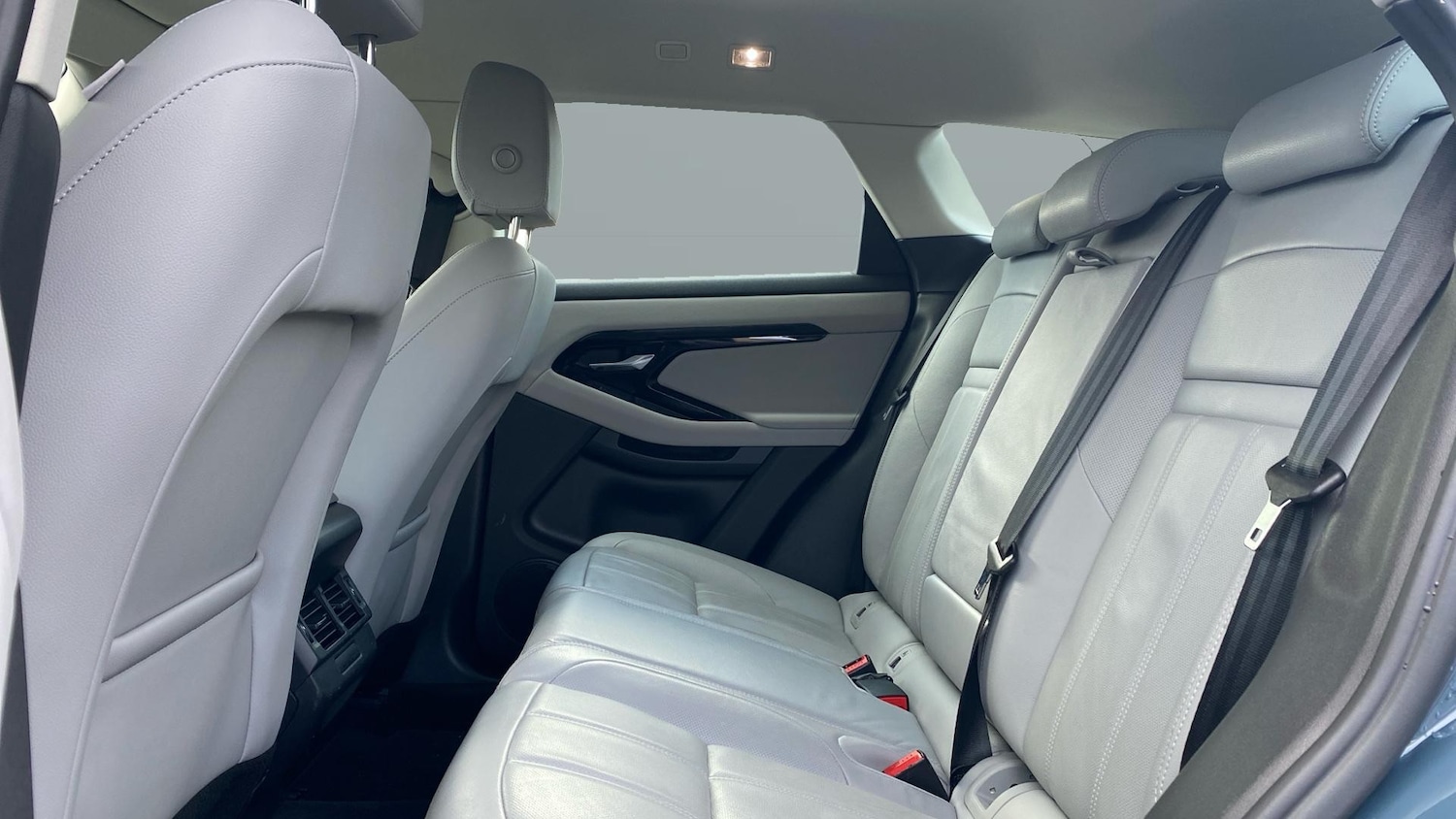 Used Land Rover Range Rover Evoque 2024 for sale - 77446108: Photo 4