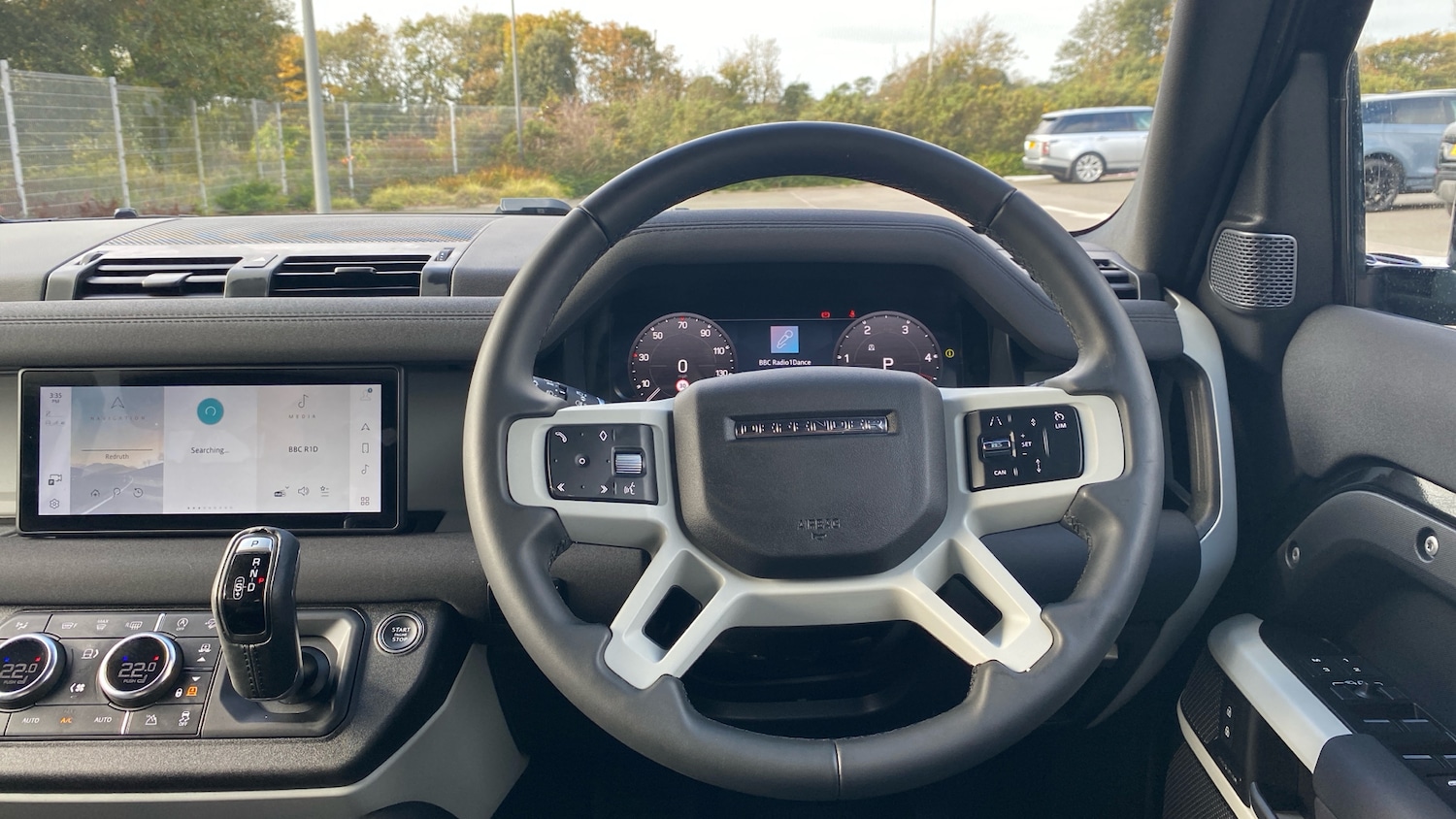 Used Land Rover Defender 2022 for sale - 76363263: Photo 15