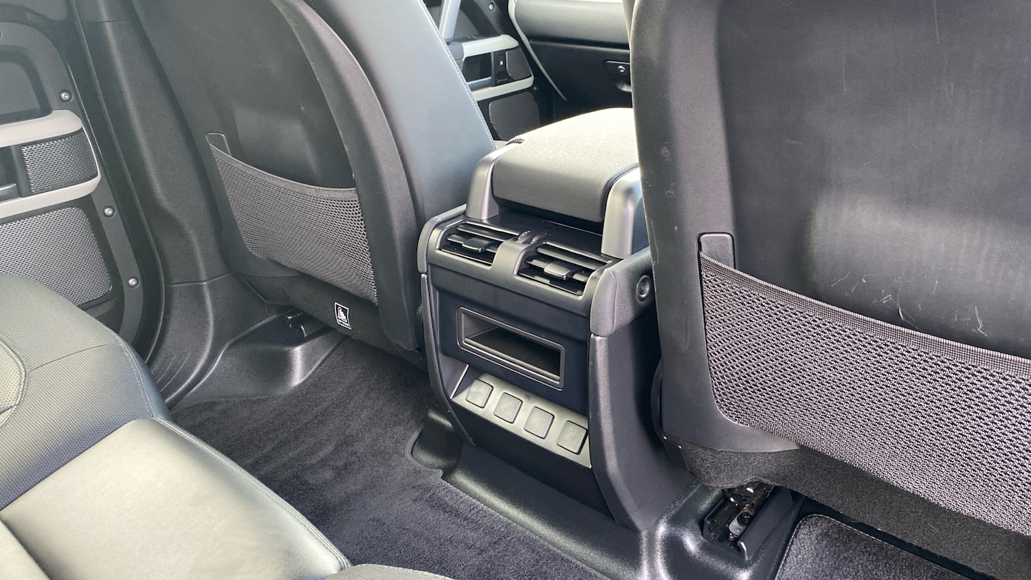 Used Land Rover Defender 2022 for sale - 76363263: Photo 18
