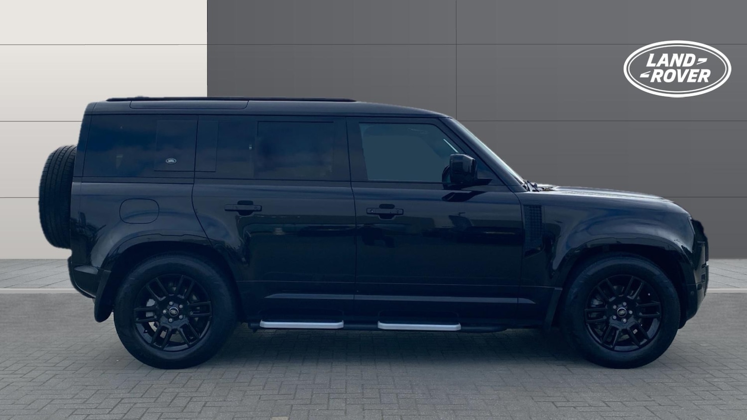 Used Land Rover Defender 2022 for sale - 76363263: Photo 5
