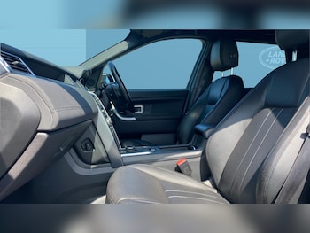 Used Land Rover Discovery Sport 2018 for sale - 79455946: Photo