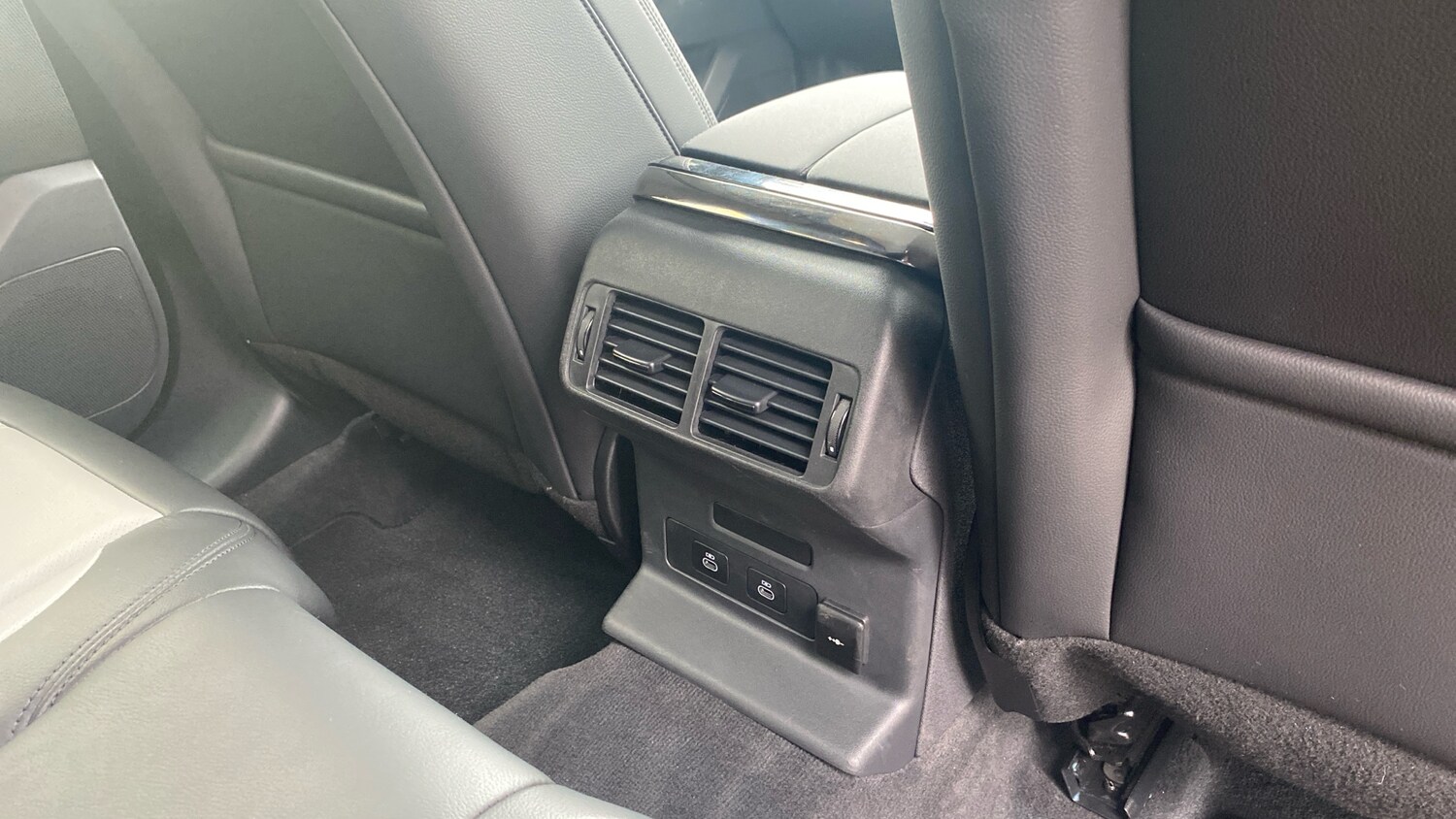 Used Land Rover Range Rover Velar 2023 for sale - 76289109: Photo 18