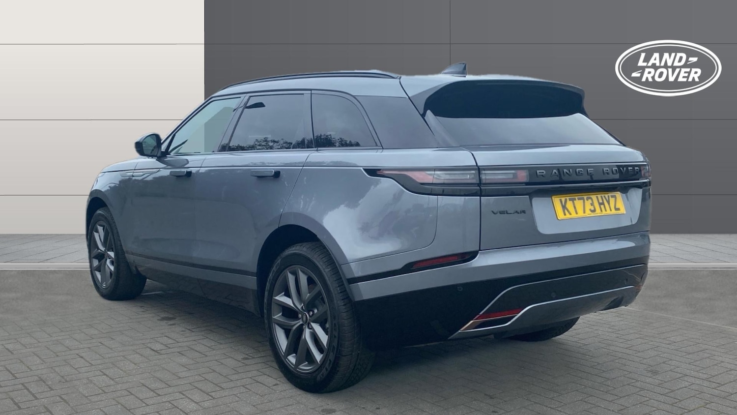 Used Land Rover Range Rover Velar 2023 for sale - 76289109: Photo 2