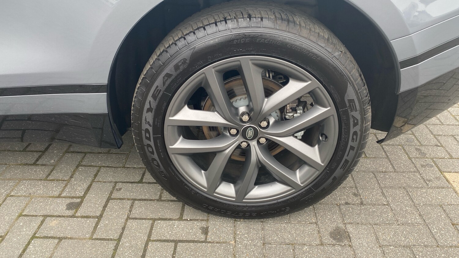 Used Land Rover Range Rover Velar 2023 for sale - 76289109: Photo 32