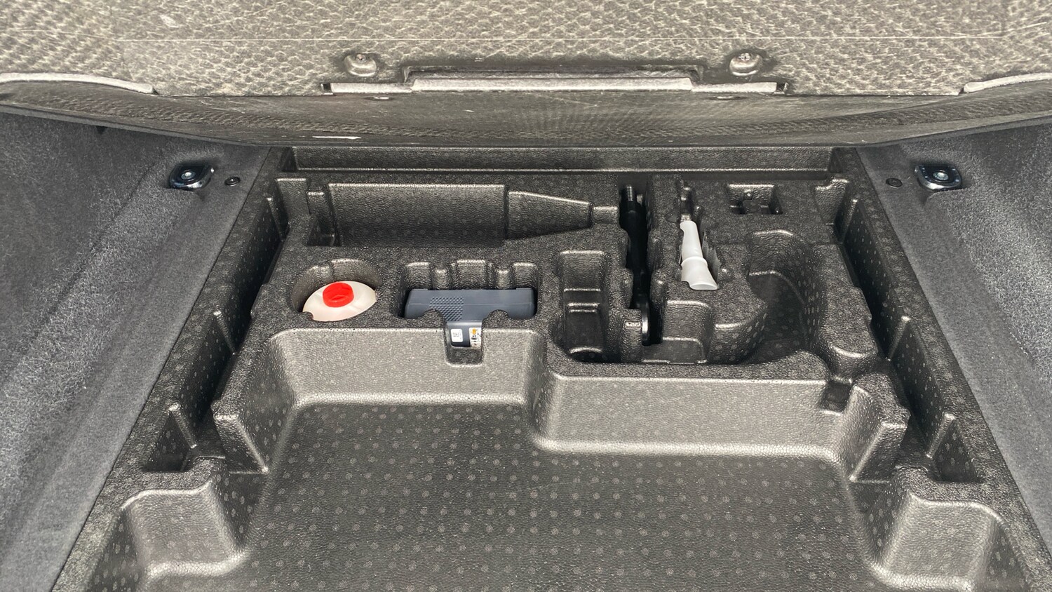 Used Land Rover Range Rover Velar 2023 for sale - 76289109: Photo 37