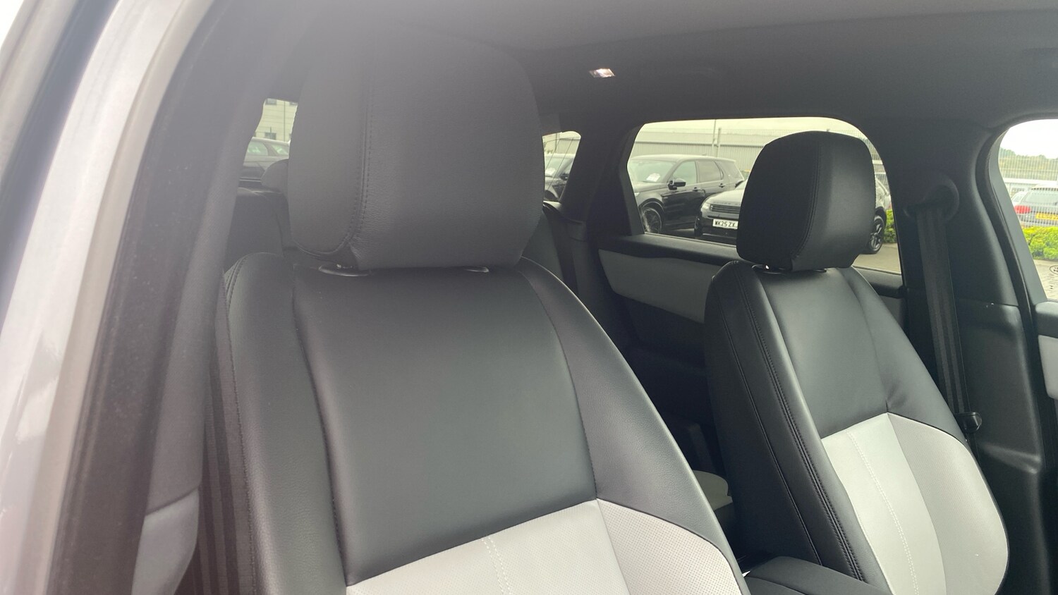 Used Land Rover Range Rover Velar 2023 for sale - 76289109: Photo 52