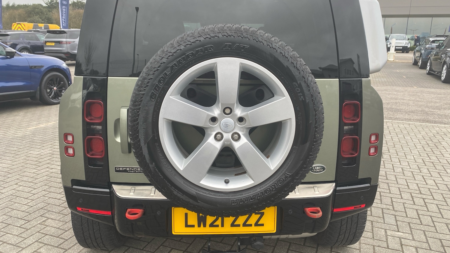 Used Land Rover Defender 2021 for sale - 77652932: Photo 38