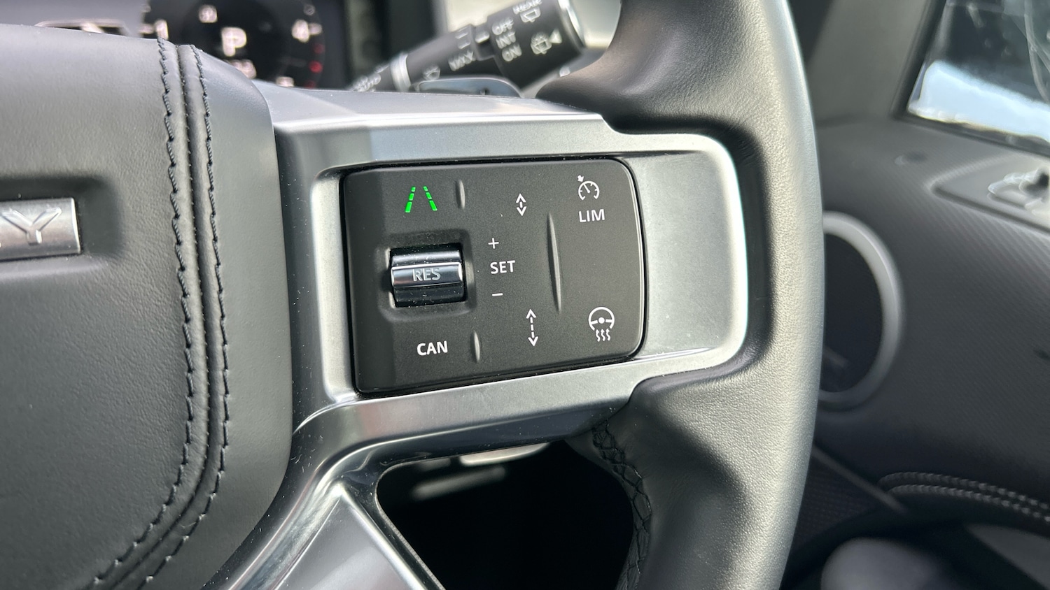 Used Land Rover Discovery 2023 for sale - 78011482: Photo 46