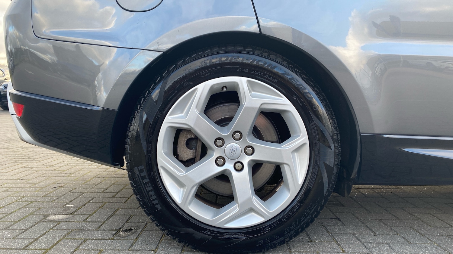 Used Land Rover Range Rover Sport 2018 for sale - 76355422: Photo 8