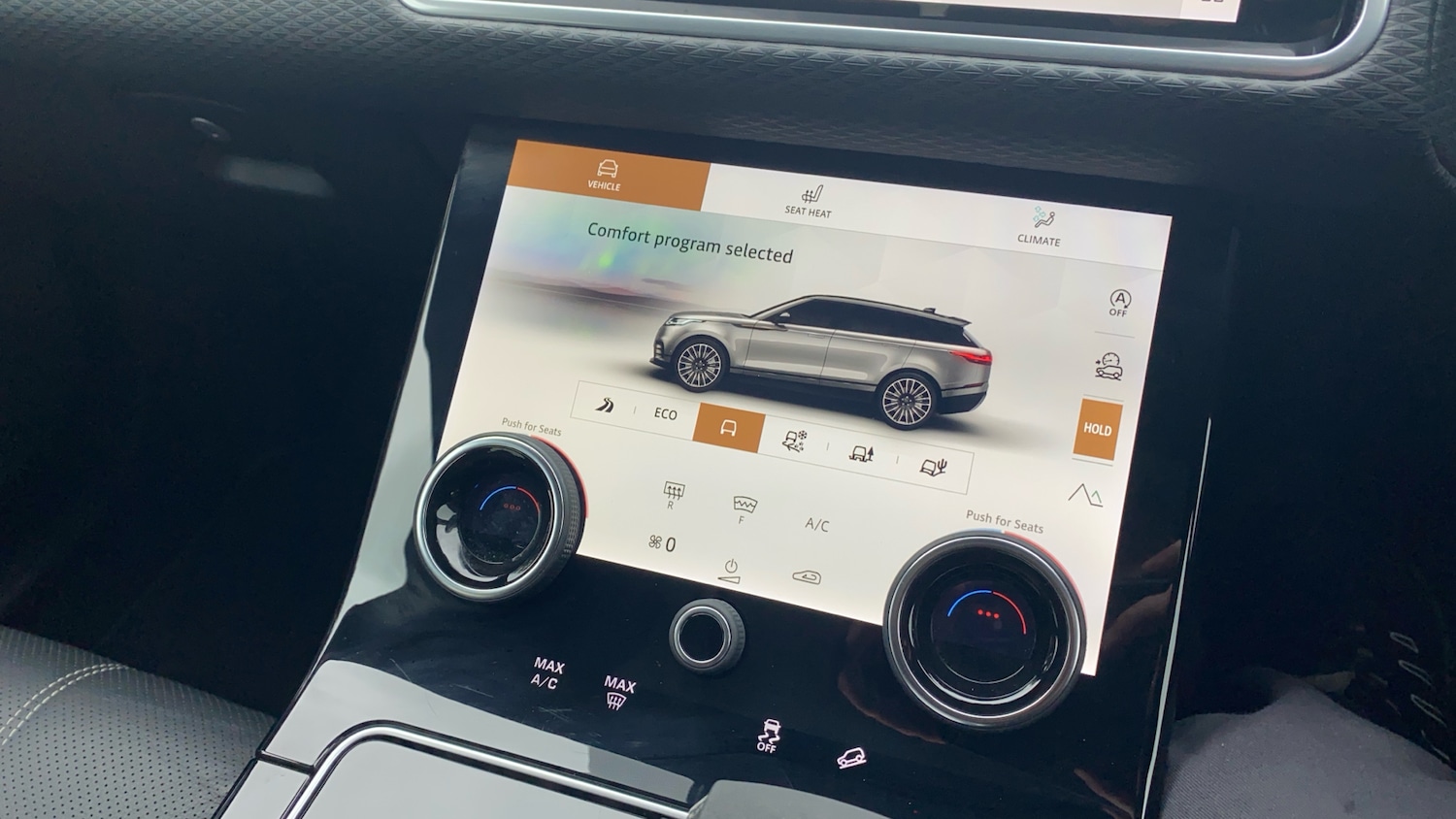 Used Land Rover Range Rover Velar 2022 for sale - 76477133: Photo 62