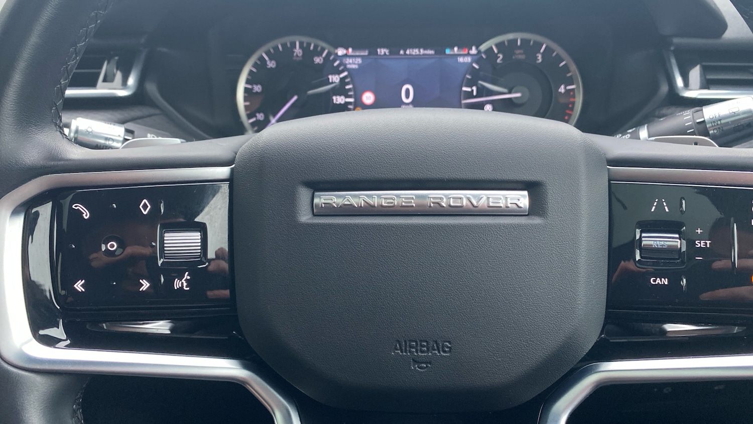 Used Land Rover Range Rover Velar 2022 for sale - 76477133: Photo 68