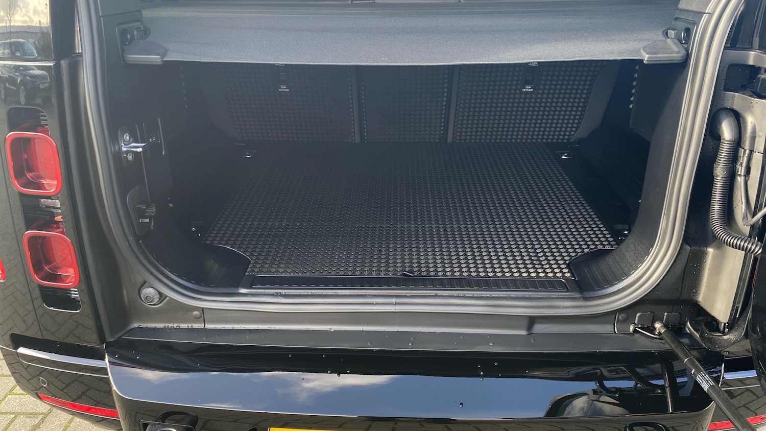 Used Land Rover Defender 2025 for sale - 76504873: Photo 34