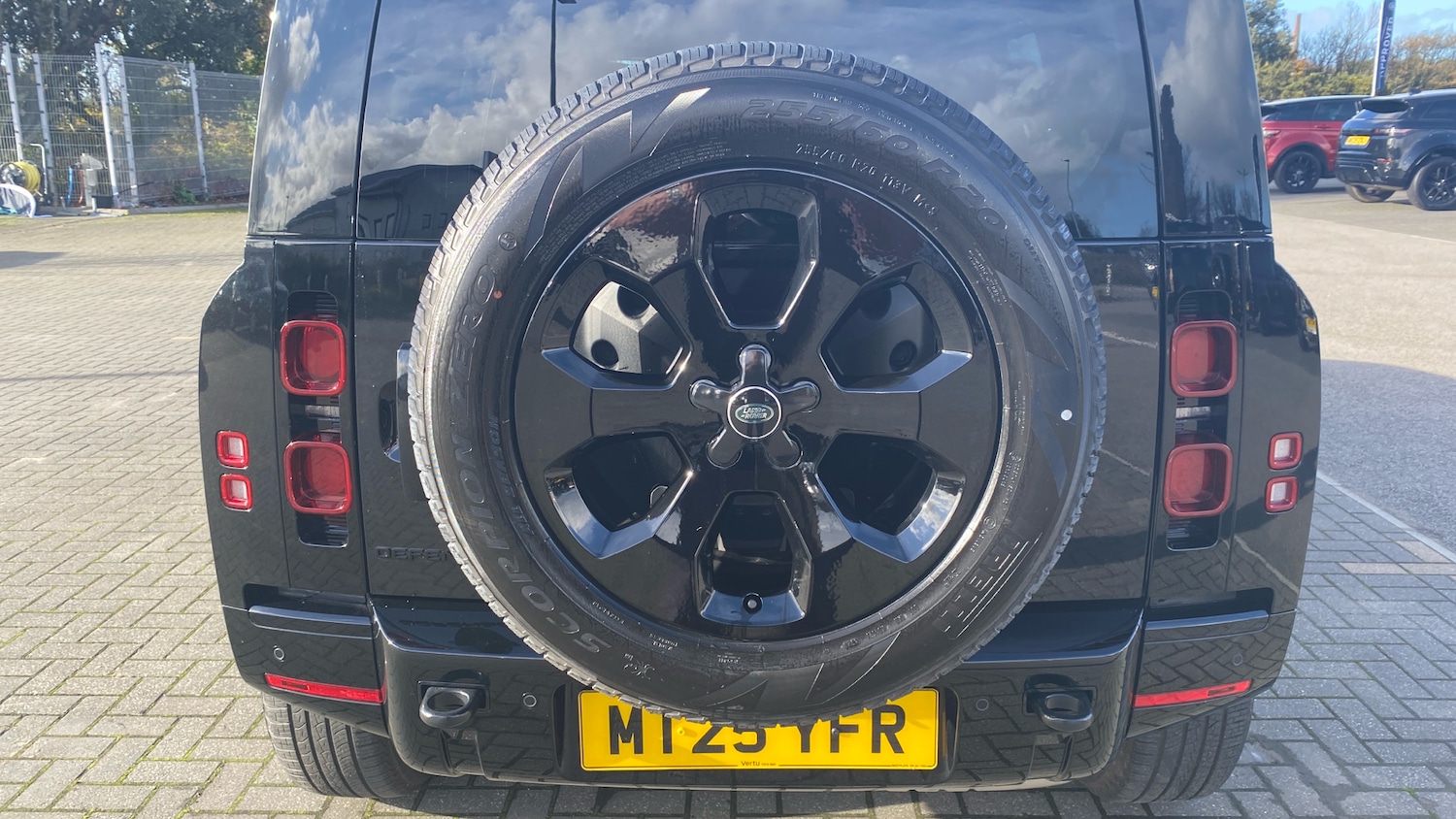 Used Land Rover Defender 2025 for sale - 76504873: Photo 35