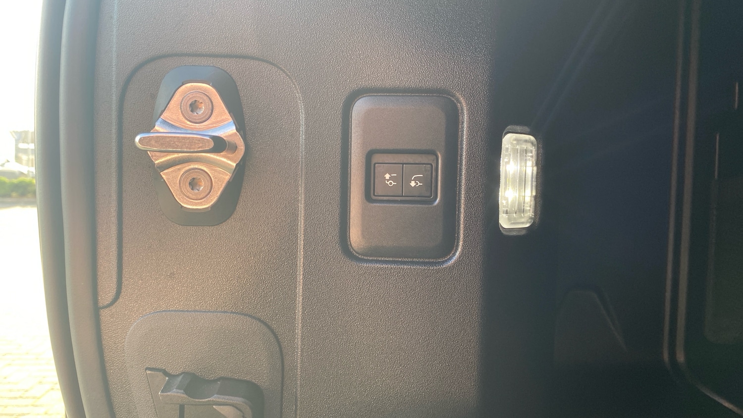 Used Land Rover Defender 2025 for sale - 76504873: Photo 36