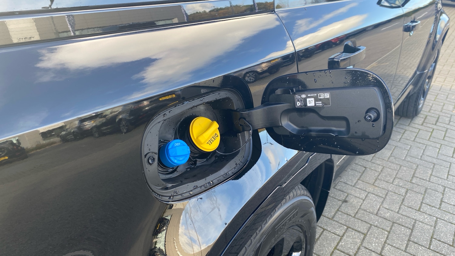 Used Land Rover Defender 2025 for sale - 76504873: Photo 39