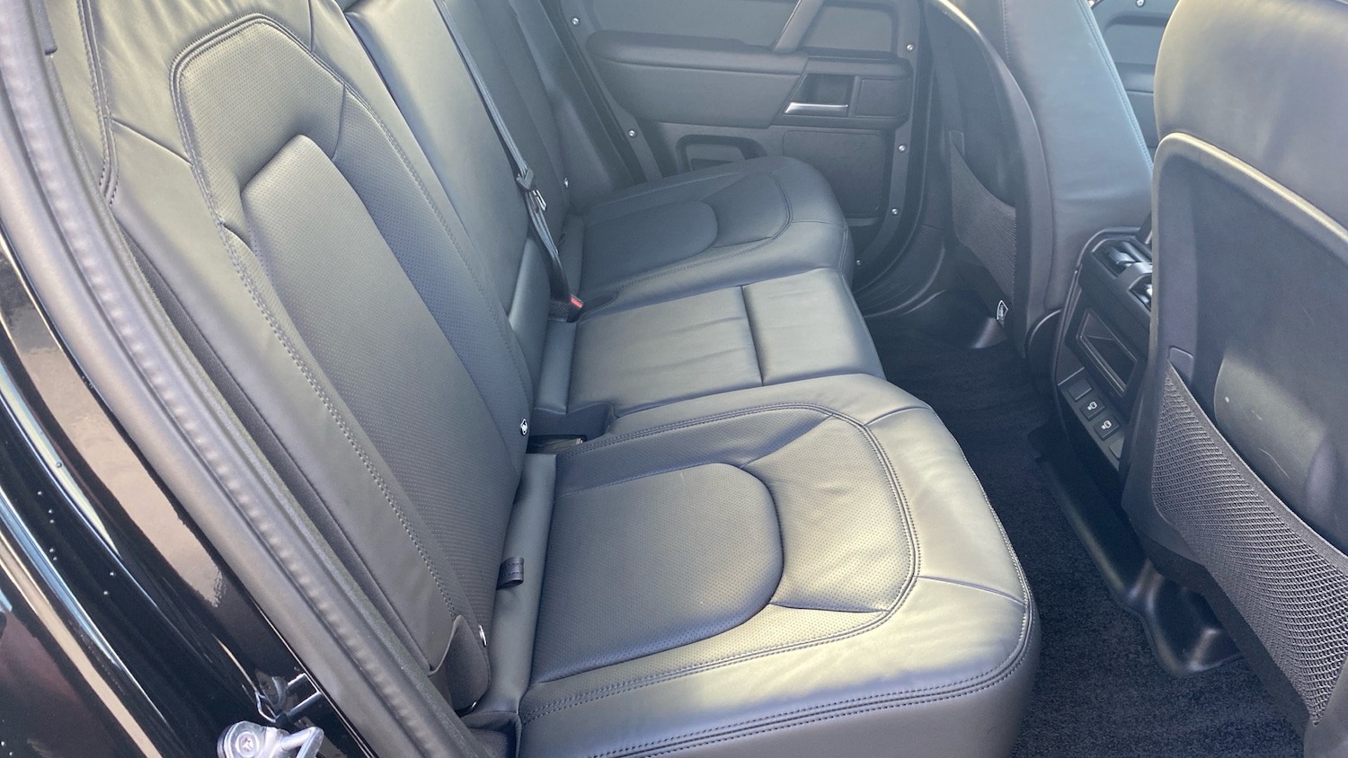 Used Land Rover Defender 2025 for sale - 76504873: Photo 41