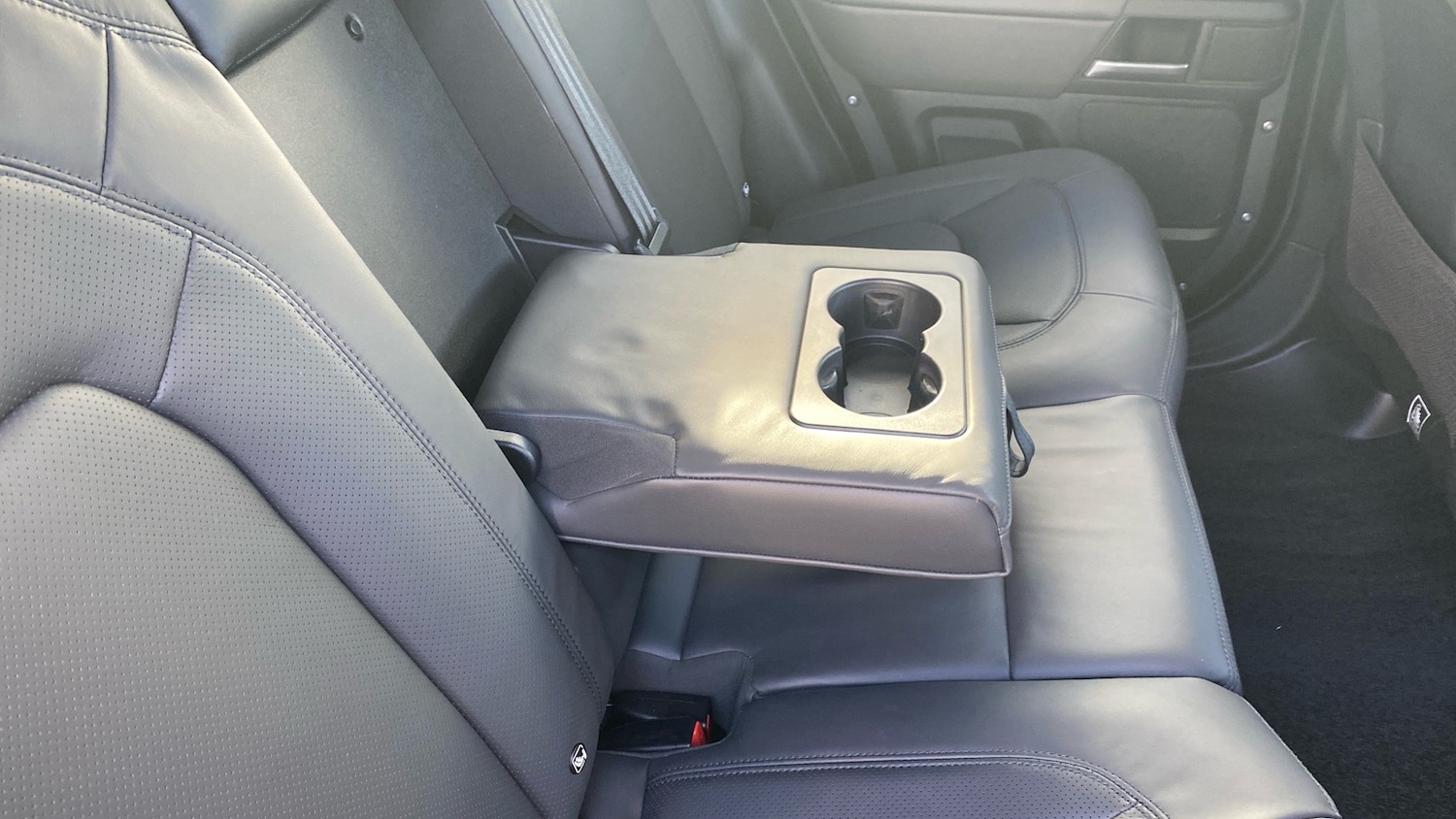 Used Land Rover Defender 2025 for sale - 76504873: Photo 44