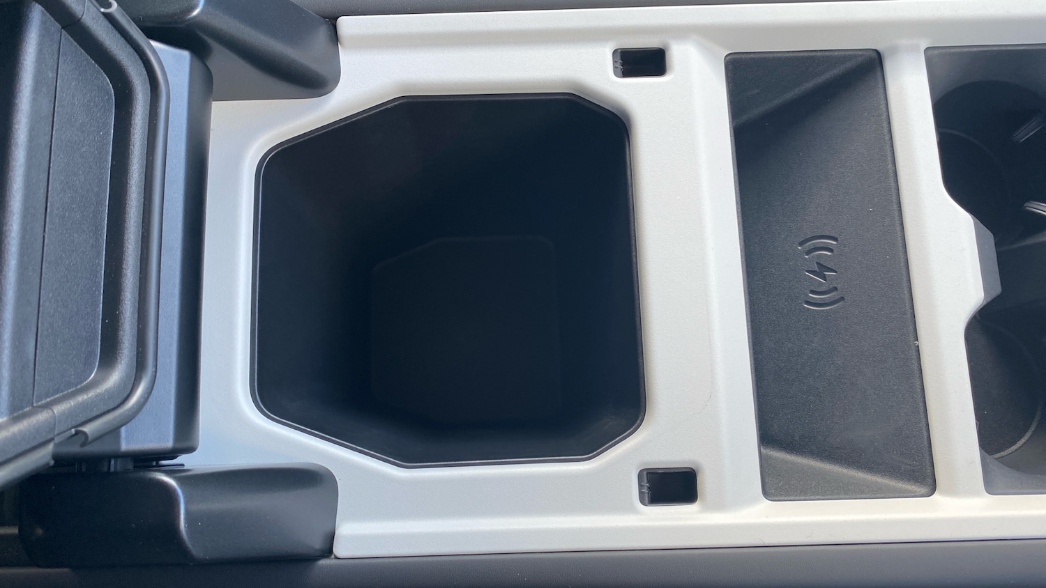 Used Land Rover Defender 2025 for sale - 76504873: Photo 56