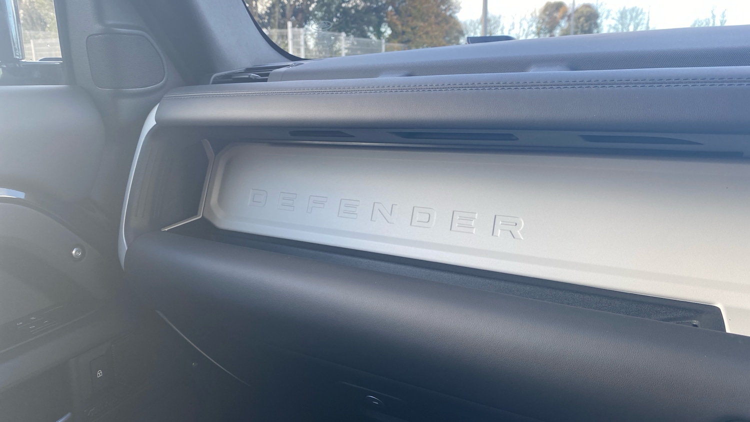 Used Land Rover Defender 2025 for sale - 76504873: Photo 63