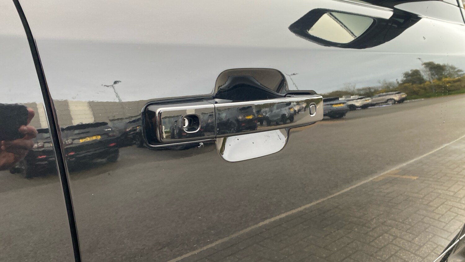 Used Land Rover Defender 2024 for sale - 77350282: Photo 27