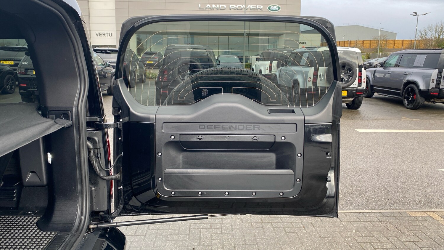 Used Land Rover Defender 2024 for sale - 77350282: Photo 39