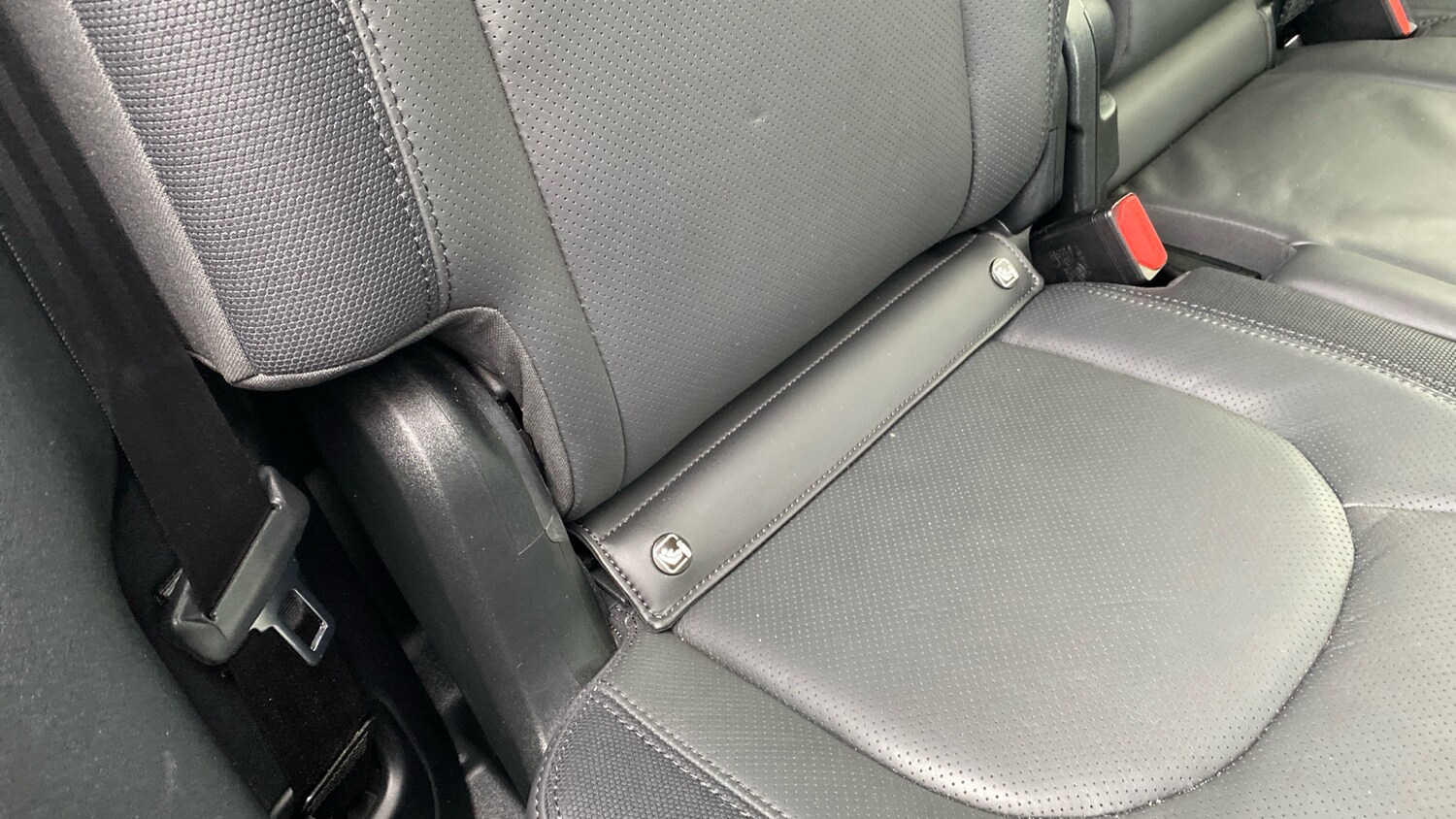 Used Land Rover Defender 2024 for sale - 77350282: Photo 46