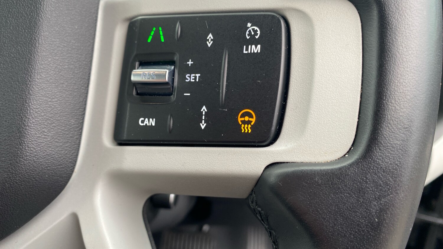 Used Land Rover Defender 2024 for sale - 77350282: Photo 58