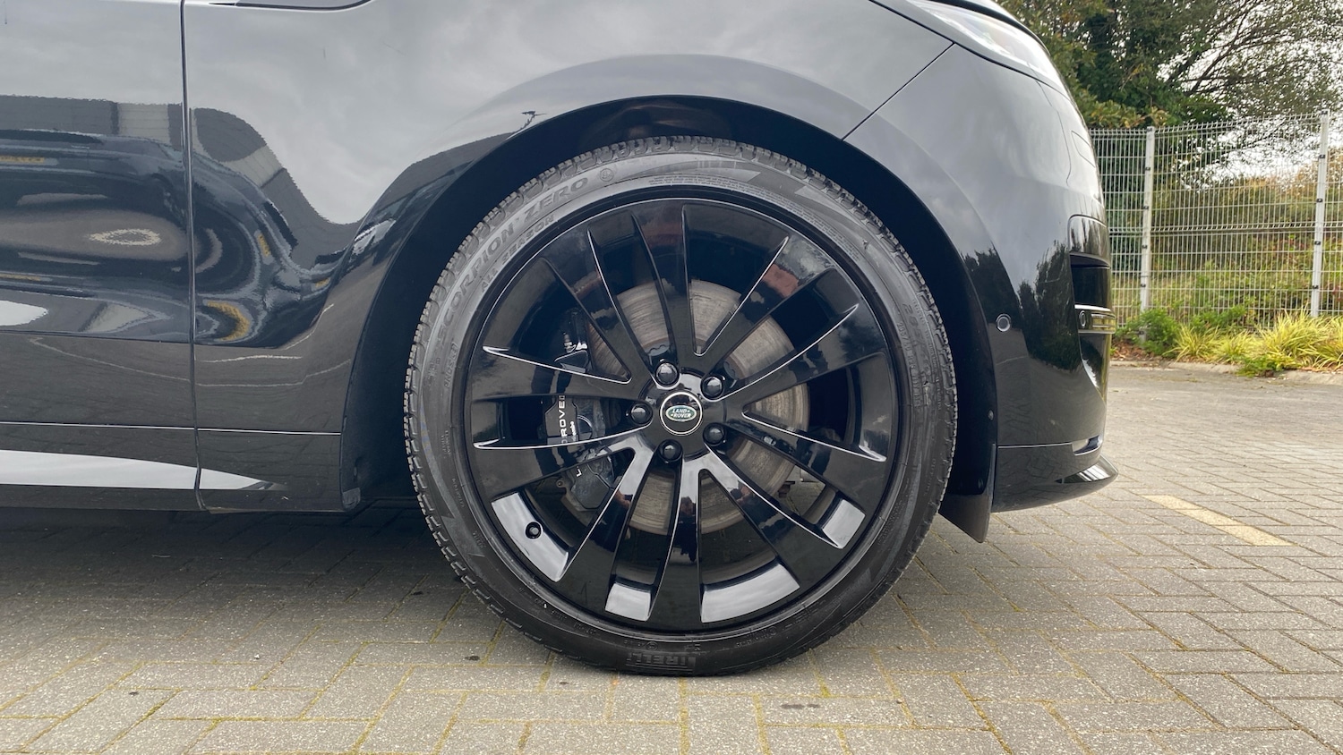 Used Land Rover Range Rover Sport 2023 for sale - 76332730: Photo 8
