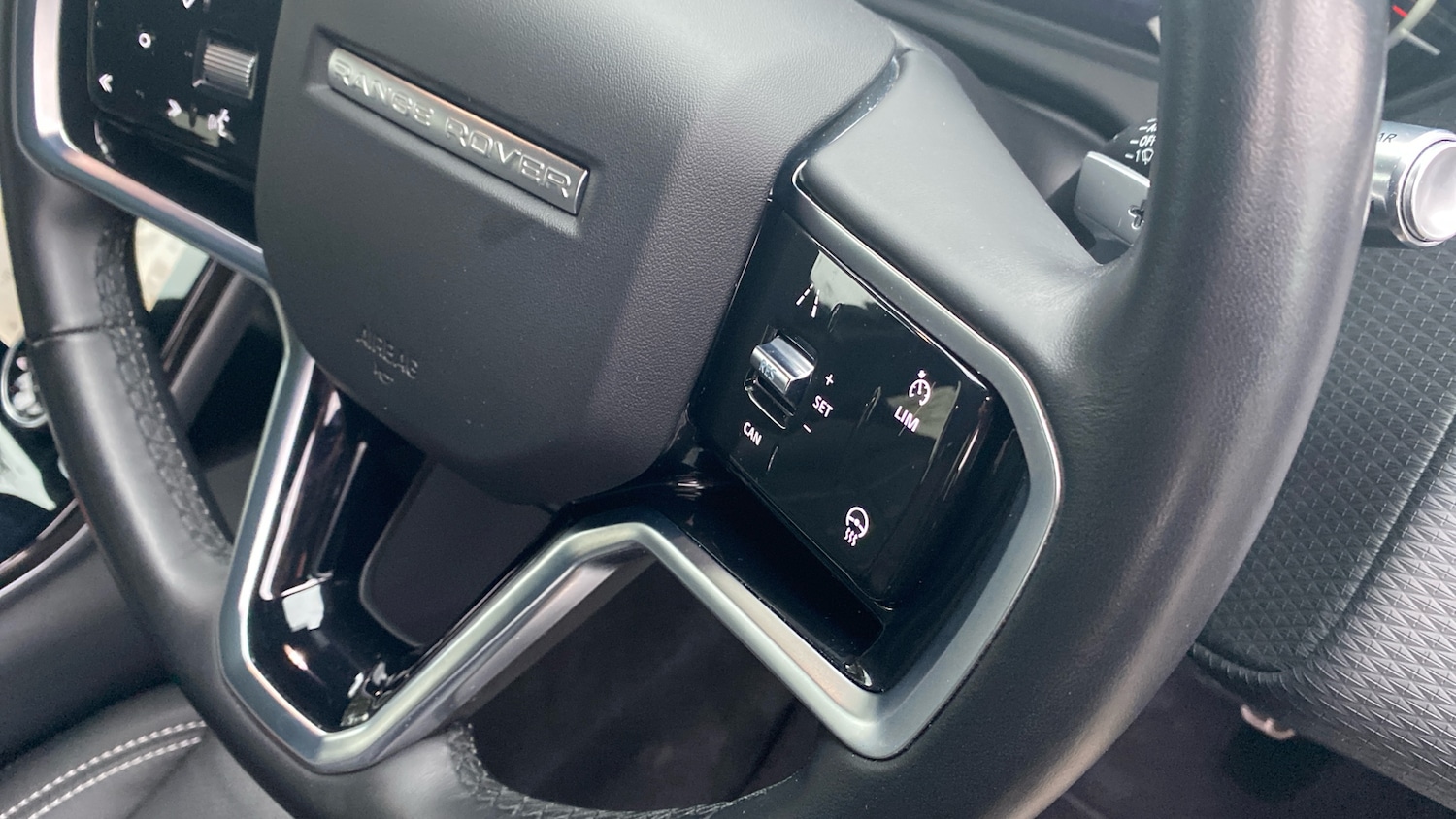 Used Land Rover Range Rover Velar 2022 for sale - 76694215: Photo 51