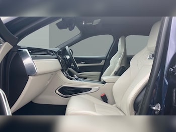 Used Jaguar F-Pace 2024 for sale - 75425272: Photo