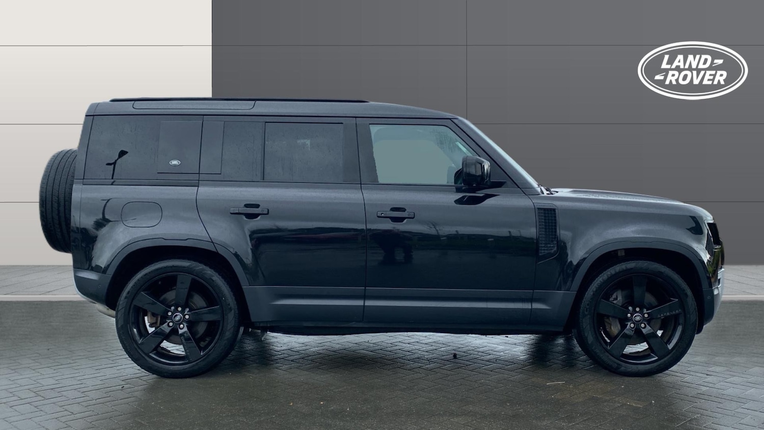 Used Land Rover Defender 2022 for sale - 77935158: Photo 5