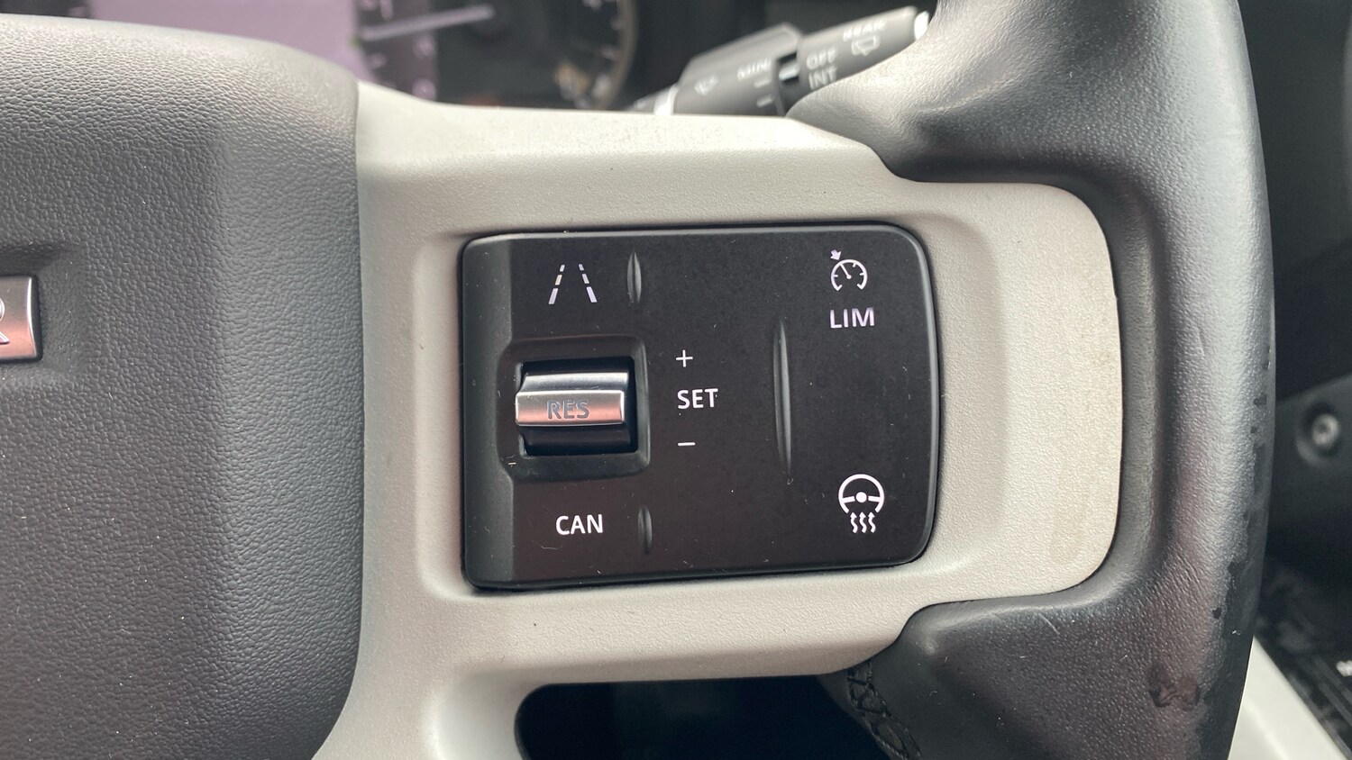 Used Land Rover Defender 2022 for sale - 77935158: Photo 57