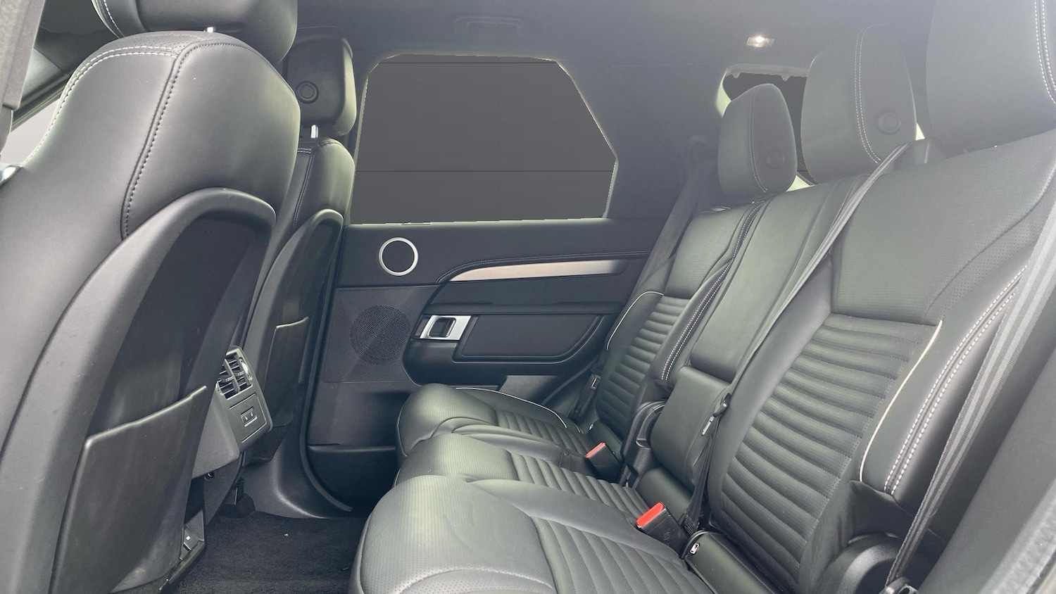 Used Land Rover Discovery 2023 for sale - 78092529: Photo 4