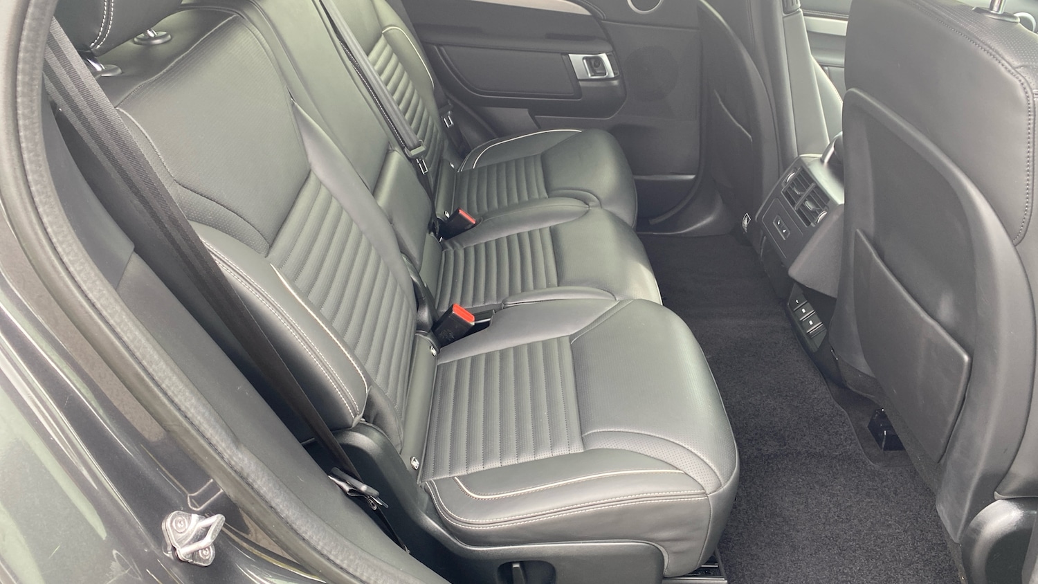 Used Land Rover Discovery 2023 for sale - 78092529: Photo 42