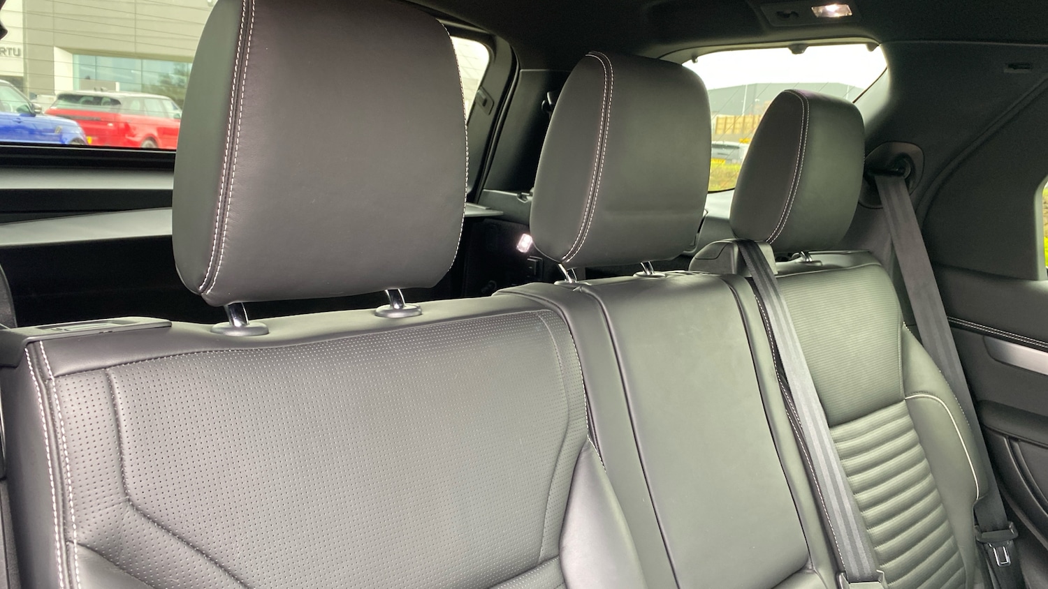 Used Land Rover Discovery 2023 for sale - 78092529: Photo 43