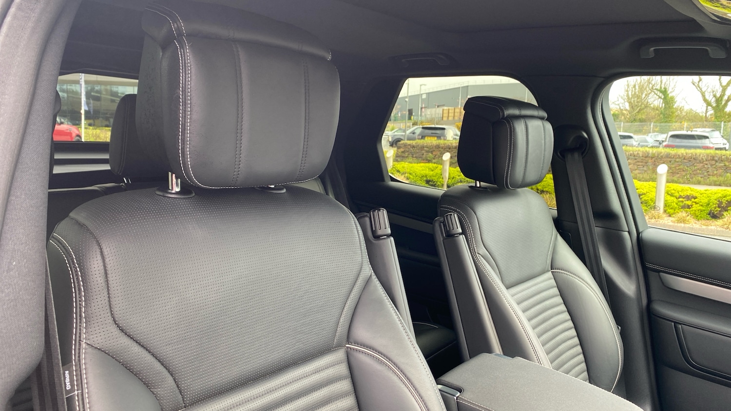 Used Land Rover Discovery 2023 for sale - 78092529: Photo 54